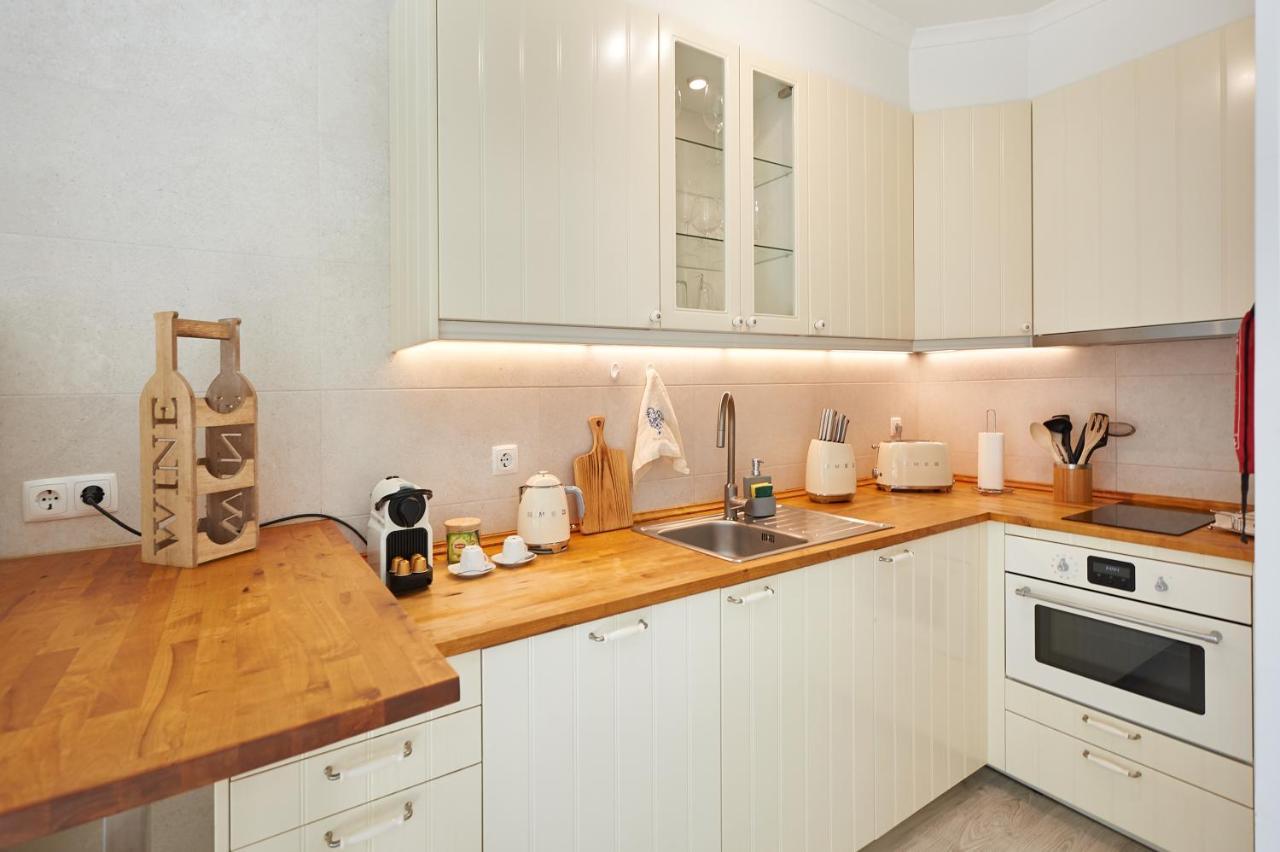 Cozy Beach House Sao Pedro Estoril São Pedro do Estoril Dış mekan fotoğraf
